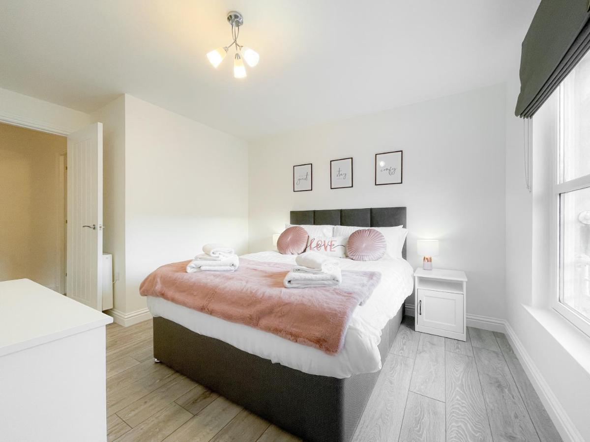 Pier View Apartment Оубън Екстериор снимка